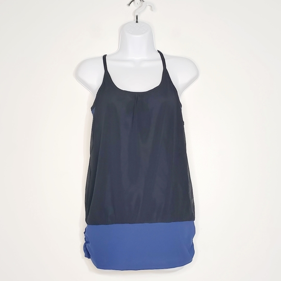 GAIAM Tops - Gaiam Womens Sports blue and black top